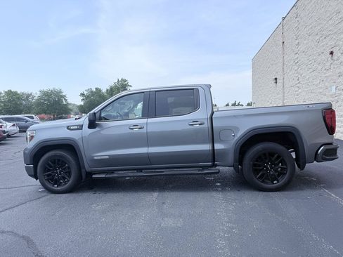 Used 2021 GMC Sierra 1500 Elevation w/ LPO, Elevation Black Package AWD/4WD image 2