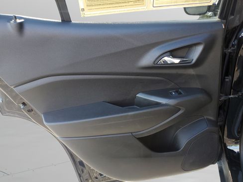 Used 2024 Chevrolet Trax LS FWD image 12