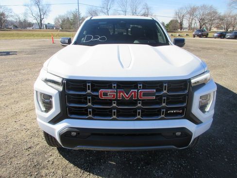 New 2026 GMC Canyon AT4 AWD/4WD image 10