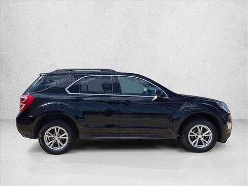 Used 2017 Chevrolet Equinox LT w/ Convenience Package FWD image 4