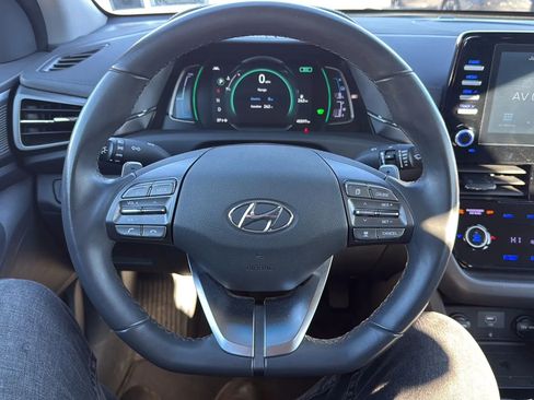 Used 2020 Hyundai Ioniq SEL image 10