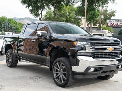 Used 2020 Chevrolet Silverado 1500 LTZ AWD/4WD image 11