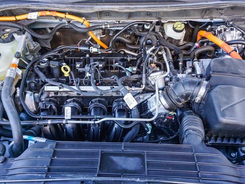 Used 2021 Ford Escape SE image 30