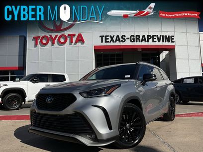 Used 2024 Toyota Highlander XSE