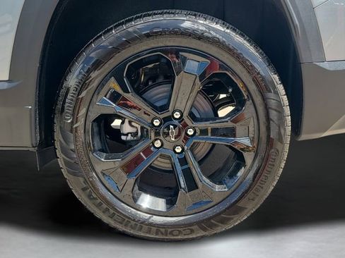 New 2026 Chevrolet Equinox LT image 7