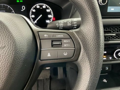 Certified 2026 Honda HR-V LX image 17