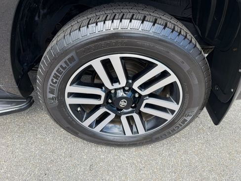 Used 2019 Toyota 4Runner Limited AWD/4WD image 11
