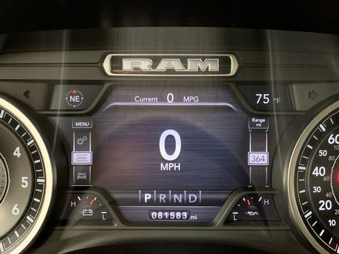 Used 2019 RAM 1500 Big Horn AWD/4WD image 29