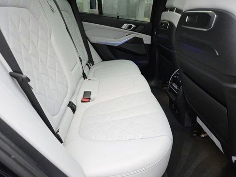 Used 2024 BMW X5 M60i image 6