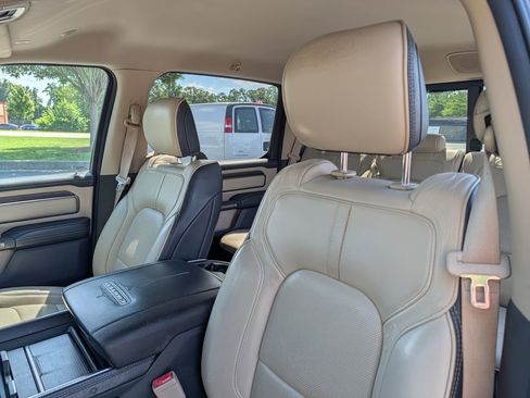Used 2019 RAM 1500 Limited w/ Advanced Safety Group AWD/4WD image 14