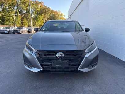 Used 2024 Nissan Altima 2.5 SV