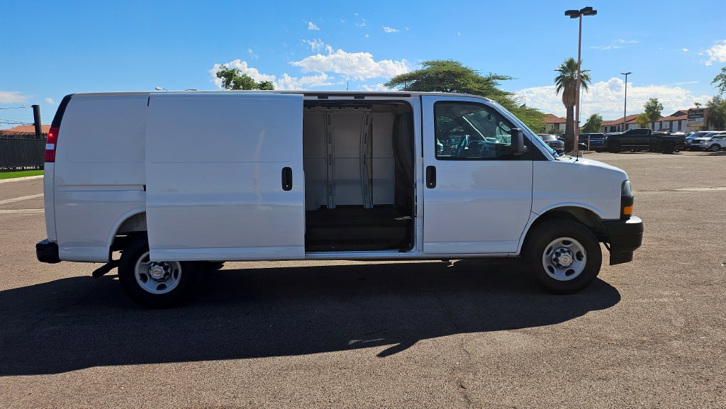 Used 2025 Chevrolet Express 2500 Extended w/ Driver Convenience Package RWD image 17
