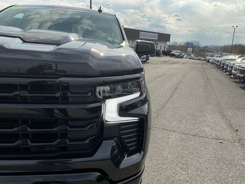 Used 2024 Chevrolet Silverado 1500 LT Trail Boss w/ Convenience Package II image 10