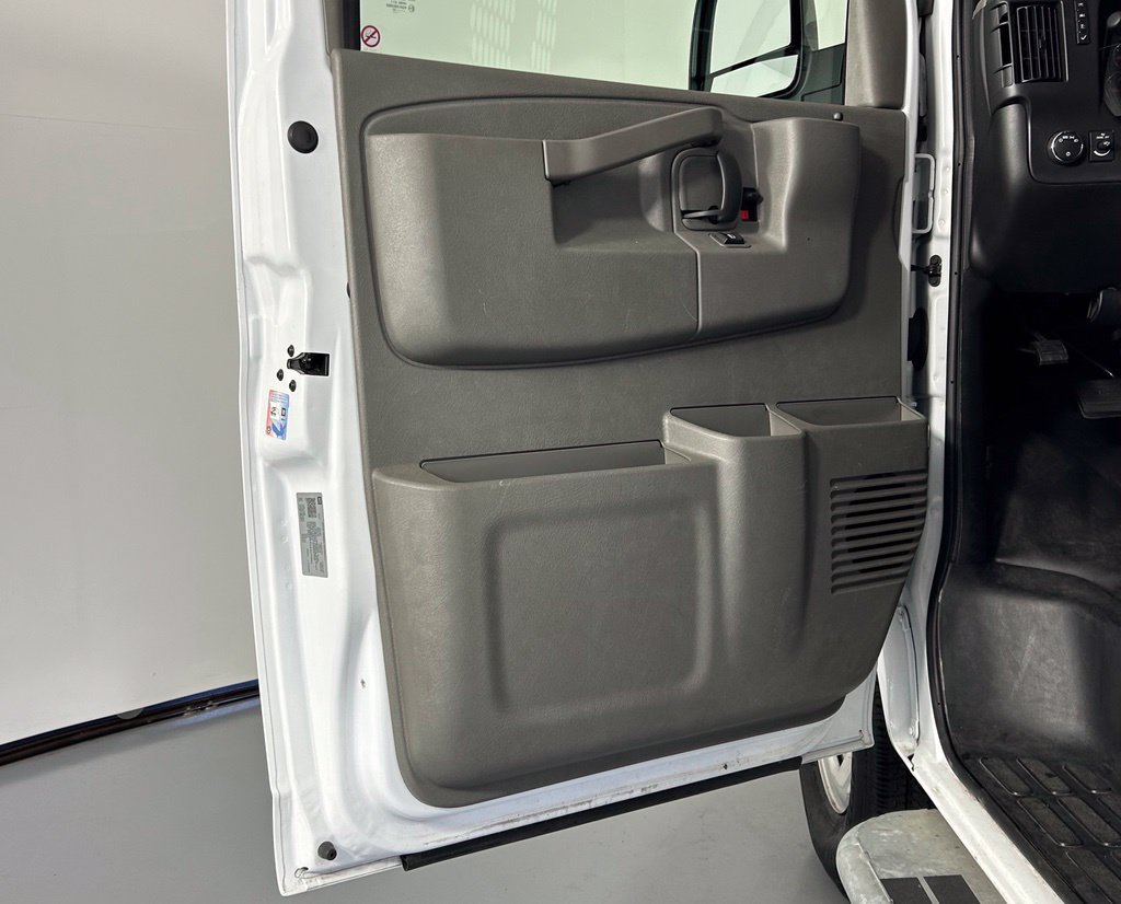 Used 2025 Chevrolet Express 2500 w/ Driver Convenience Package RWD image 25
