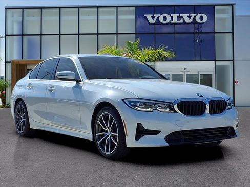 Used 2020 BMW 330i Sedan w/ Premium Package image 1