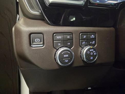 New 2026 GMC Sierra 1500 SLT w/ SLT Premium Plus Package image 26