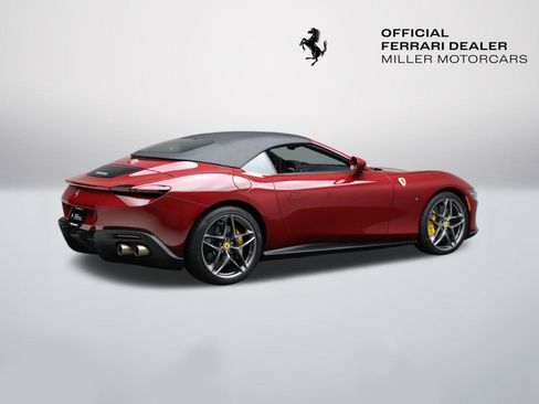 Certified 2024 Ferrari Roma Spider image 30