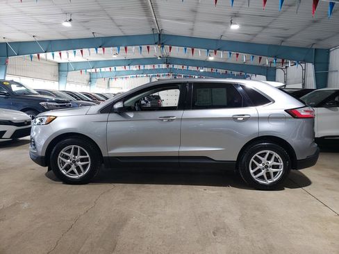 Used 2024 Ford Edge SEL w/ Convenience Package image 7