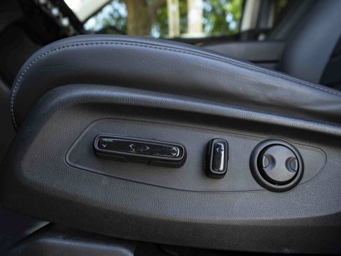 Used 2024 Honda CR-V EX-L image 40