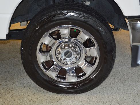 Used 2023 Ford F250 Lariat w/ Chrome Package AWD/4WD image 9