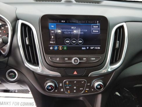 Used 2019 Chevrolet Equinox LT w/ Sun & Navigation Package image 19