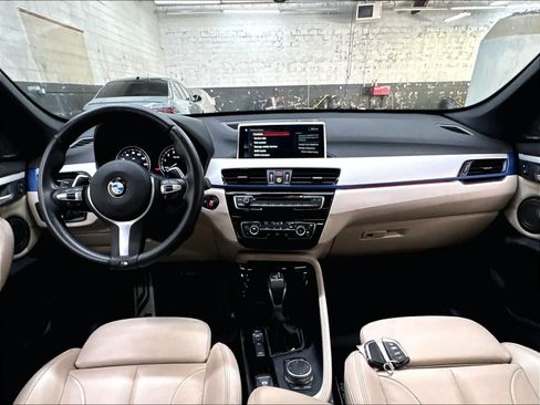 Used 2019 BMW X1 xDrive28i w/ M Sport Package AWD/4WD image 17
