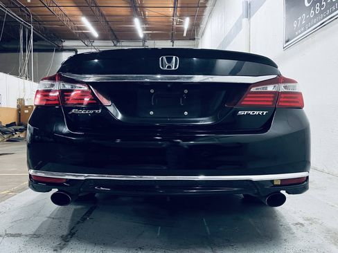 Used 2017 Honda Accord Sport image 6