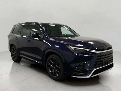 New 2026 Lexus TX 500h AWD image 1