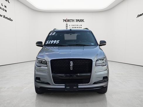 Used 2023 Lincoln Navigator Reserve RWD image 6