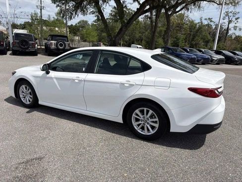 Certified 2025 Toyota Camry LE FWD image 4