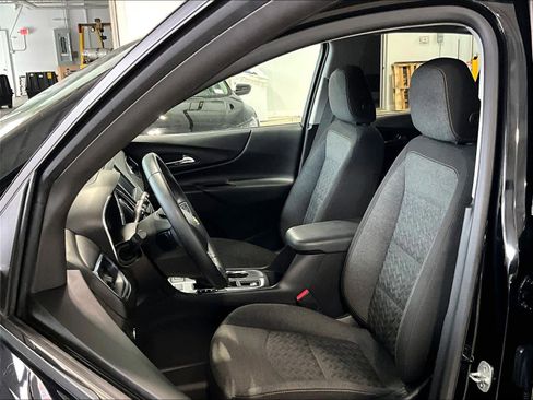 Used 2023 Chevrolet Equinox LT image 10
