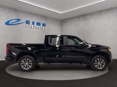 Used 2024 Chevrolet Silverado 1500 RST AWD/4WD image 15