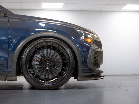 Used 2025 Audi RS Q8 performance image 38
