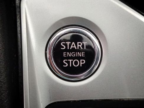 Used 2024 Nissan Altima 2.5 SV image 41