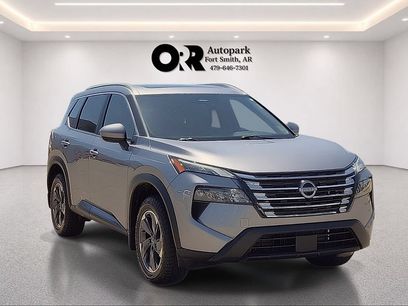 Used 2025 Nissan Rogue SV w/ SV Premium Package