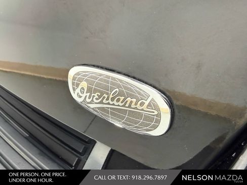 Used 2019 Jeep Grand Cherokee Overland RWD image 11