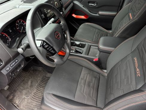 Used 2025 Nissan Frontier PRO-4X w/ Interior Protection Package AWD/4WD image 9