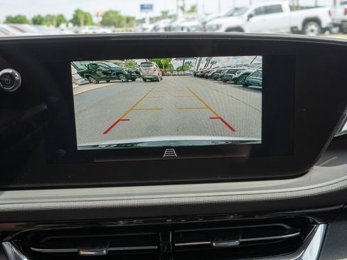 New 2026 Buick Envista Sport Touring FWD image 19