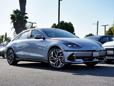 Certified 2024 Hyundai Ioniq 6 SEL RWD image 2
