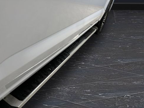 Certified 2022 Ford F150 Lariat w/ Equipment Group 501A Mid image 38