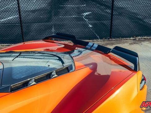 Used 2020 Chevrolet Corvette Stingray Premium Cpe w/ 3LT Preferred Equipment Group image 30