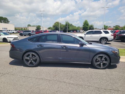 New 2026 Honda Accord SE image 2