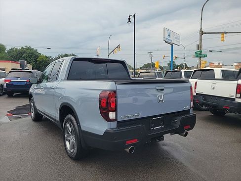 Used 2023 Honda Ridgeline RTL-E image 3