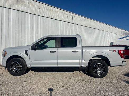Certified 2022 Ford F150 XL w/ STX Appearance Package image 8