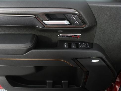 Used 2025 GMC Sierra 1500 AT4 w/ AT4 Premium Package image 17