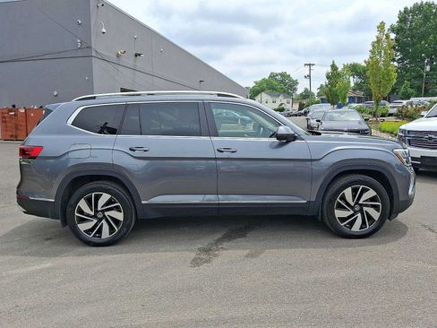 Used 2024 Volkswagen Atlas SEL AWD/4WD image 23