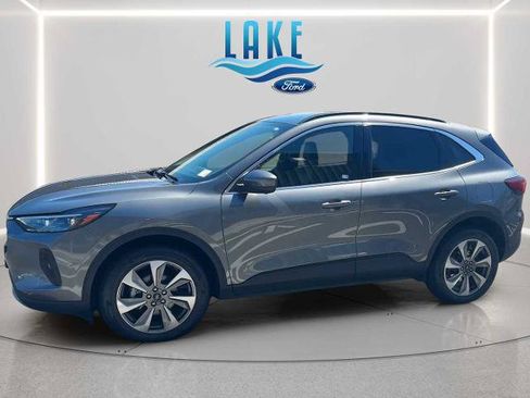 Certified 2024 Ford Escape Platinum AWD/4WD image 4