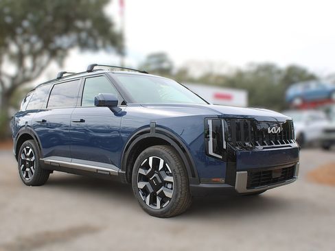 New 2027 Kia Telluride S image 3