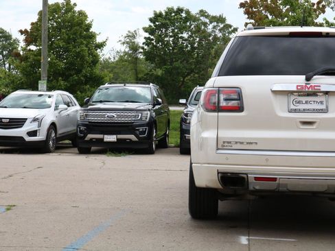 Used 2015 GMC Acadia Denali AWD/4WD image 14