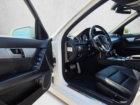Used 2013 Mercedes-Benz C 300 4MATIC Sedan image 22